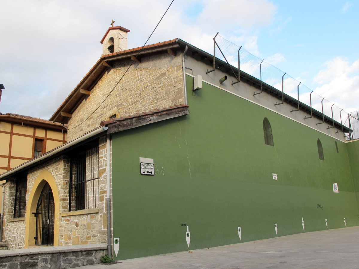 Sallobente ermita Zaldibar aldean