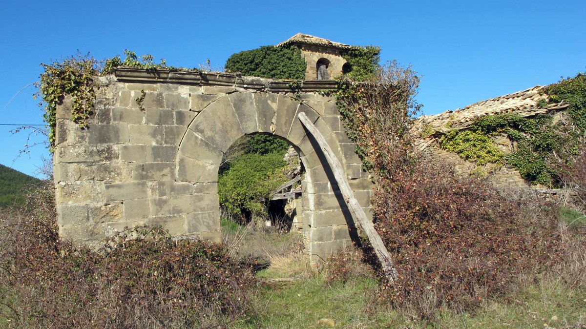 Elizaren atarirako sarrerako atea