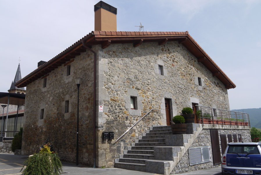 Txantxaenea etxea Adunan