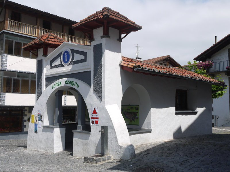Turismo bulegoa, Leitza.