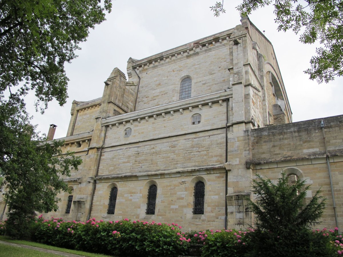 Urkiolako Santutegia, Abadiño