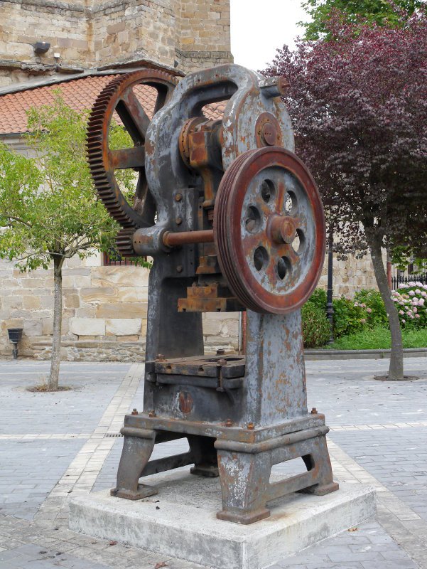 Burdinazko tramankulua, Lazkao