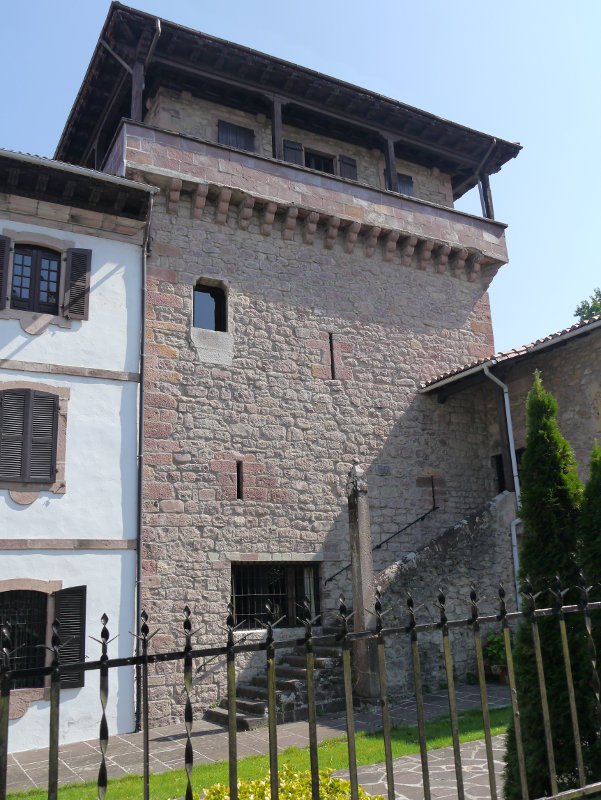 Jauregi jauregia, Irurita