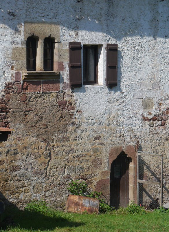 Bikuña jauregia, Arraioz