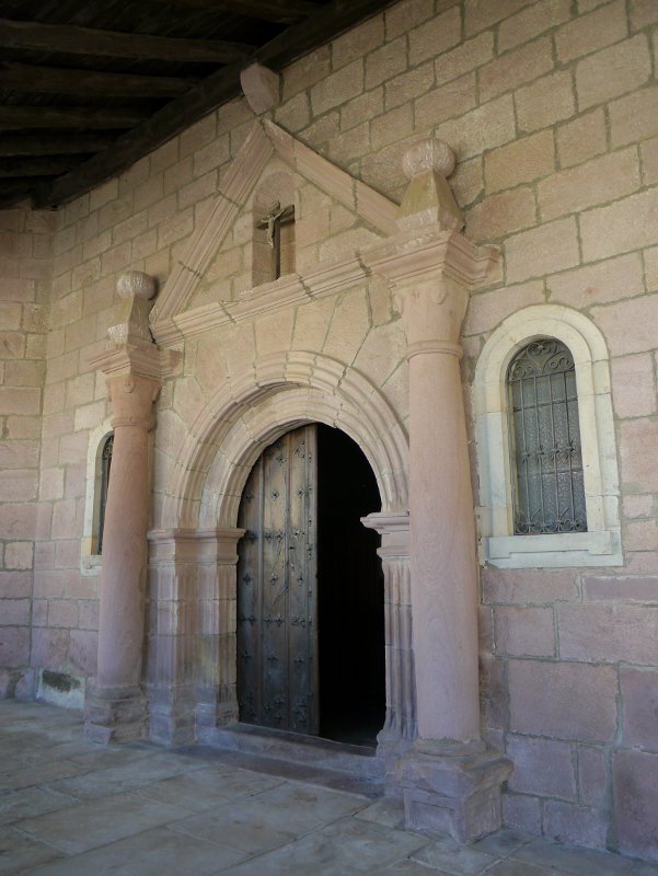 Santa Kruz eliza, Elbete