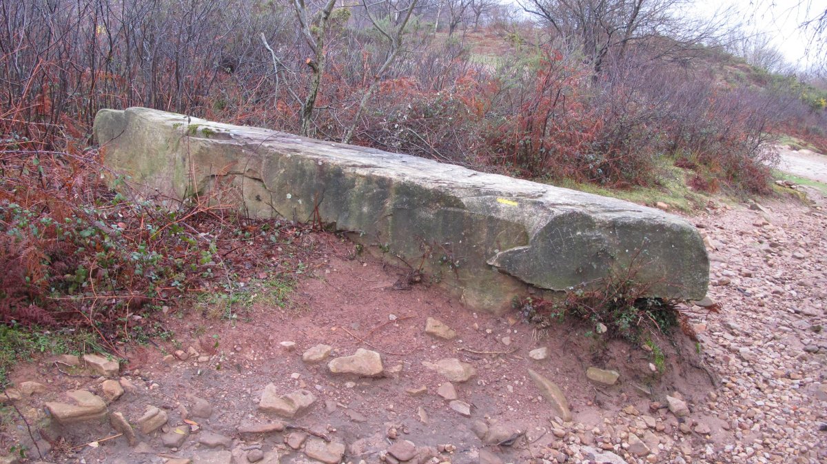 La Plana 2 zutarria, Azkaine