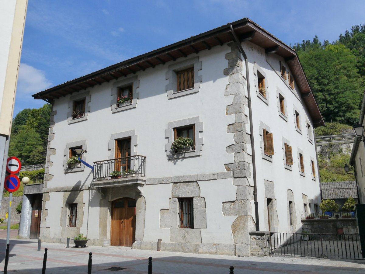 Kaleko etxea, Alegia