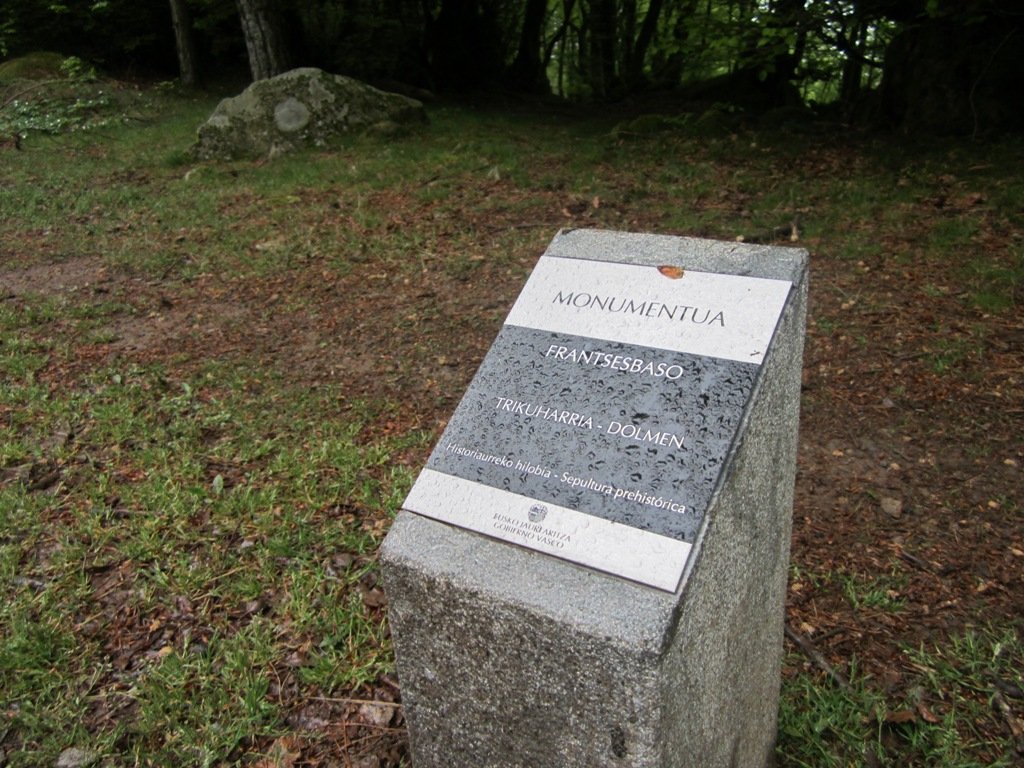 Dólmen Frantsesbaso   (mayo 2013)