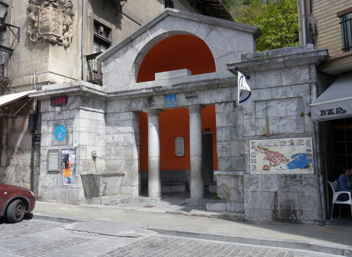 Turismo bulegoa, Mutriku