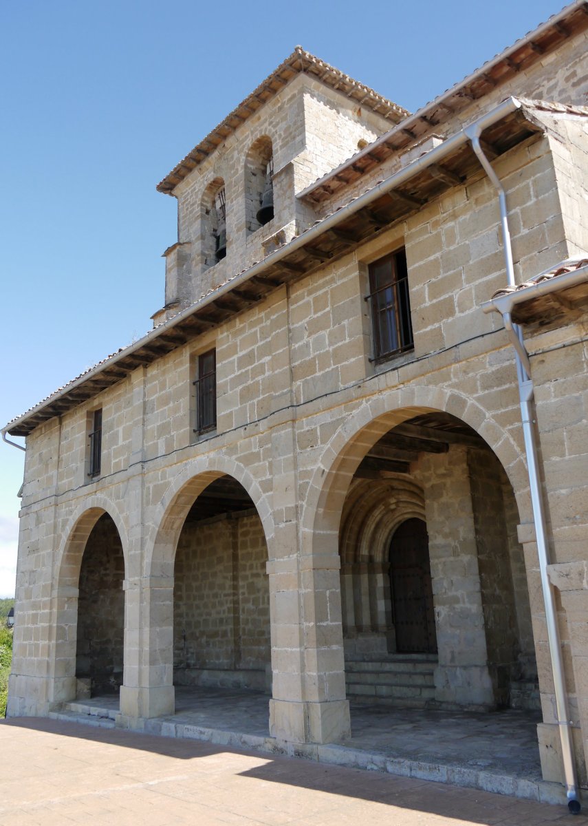 San Martin eliza, Sarasa