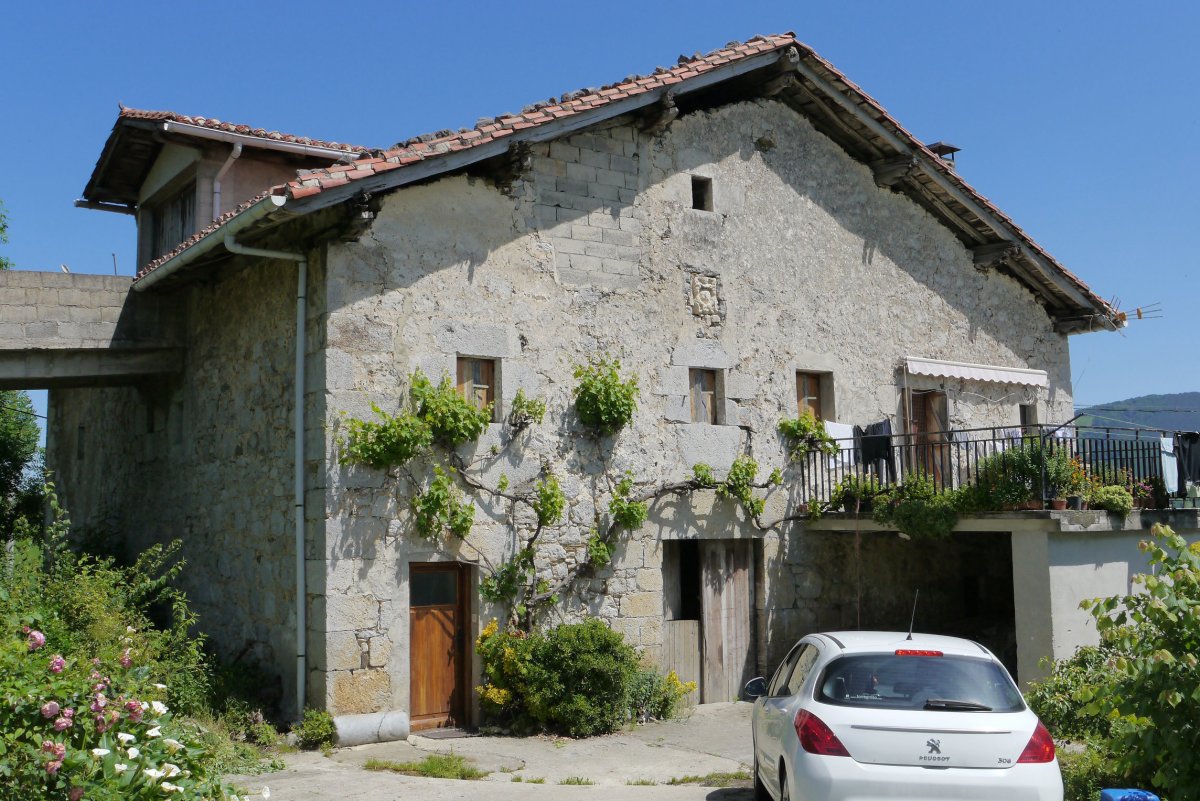 Domingonea, Azkarate