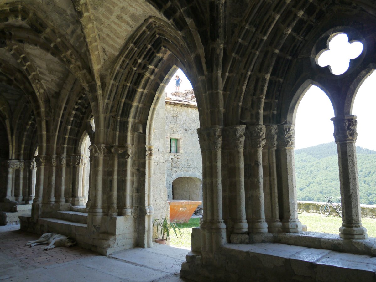 San Vicente eliza, Larunbe