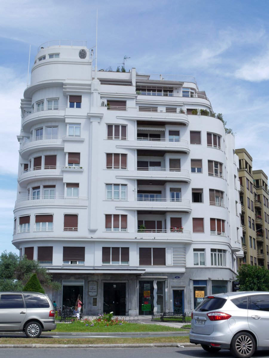 La Equitativa eraikina, Donostia