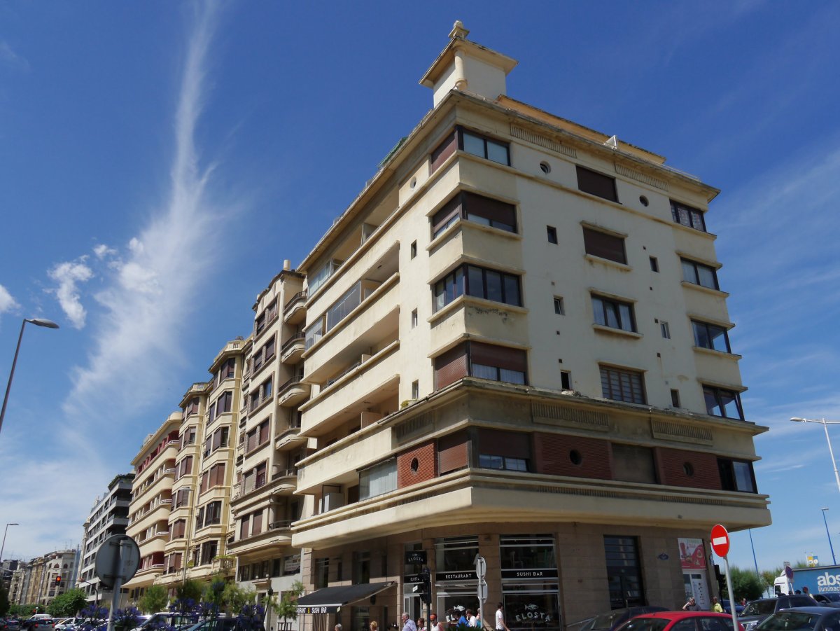 Casa de los Solteros eraikina, Donostia