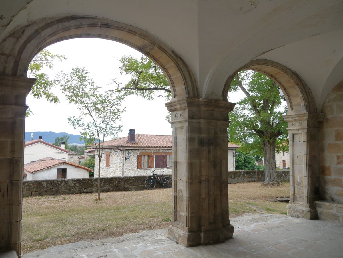 San Saturnino eliza, Zalduondo