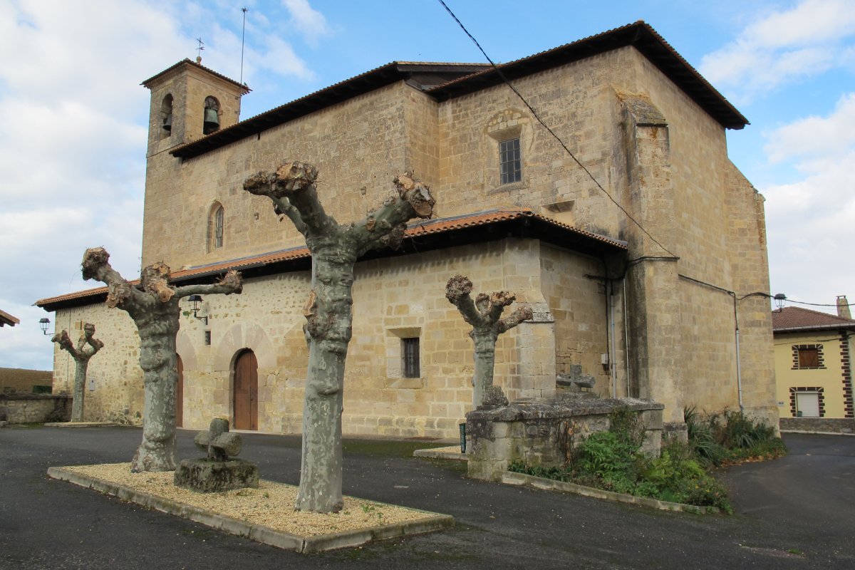 Inmaculada Concepción eliza, Uribarri Jauregi