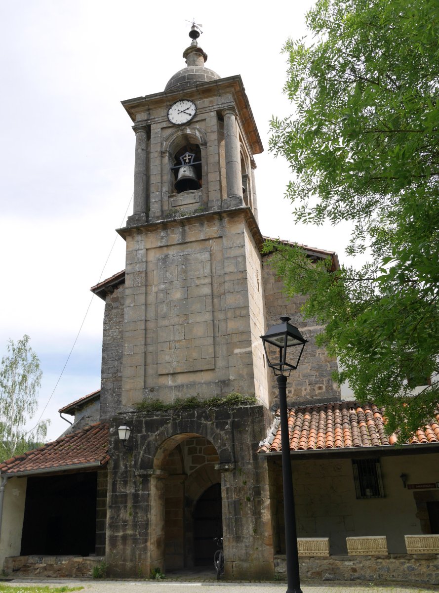 San Juan Bataiatzailea eliza, Aozaratza