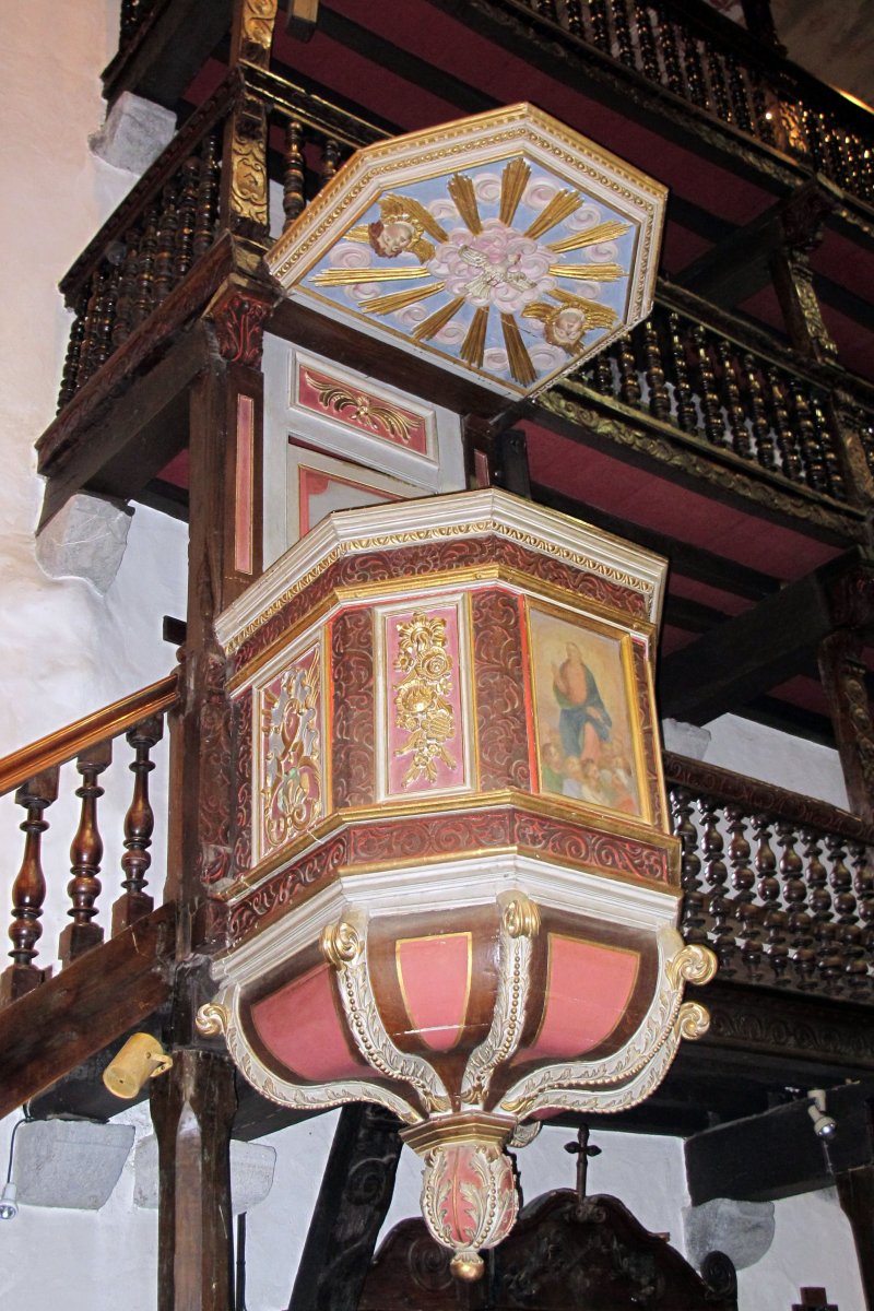 San Fructuoso eliza, Itsasu