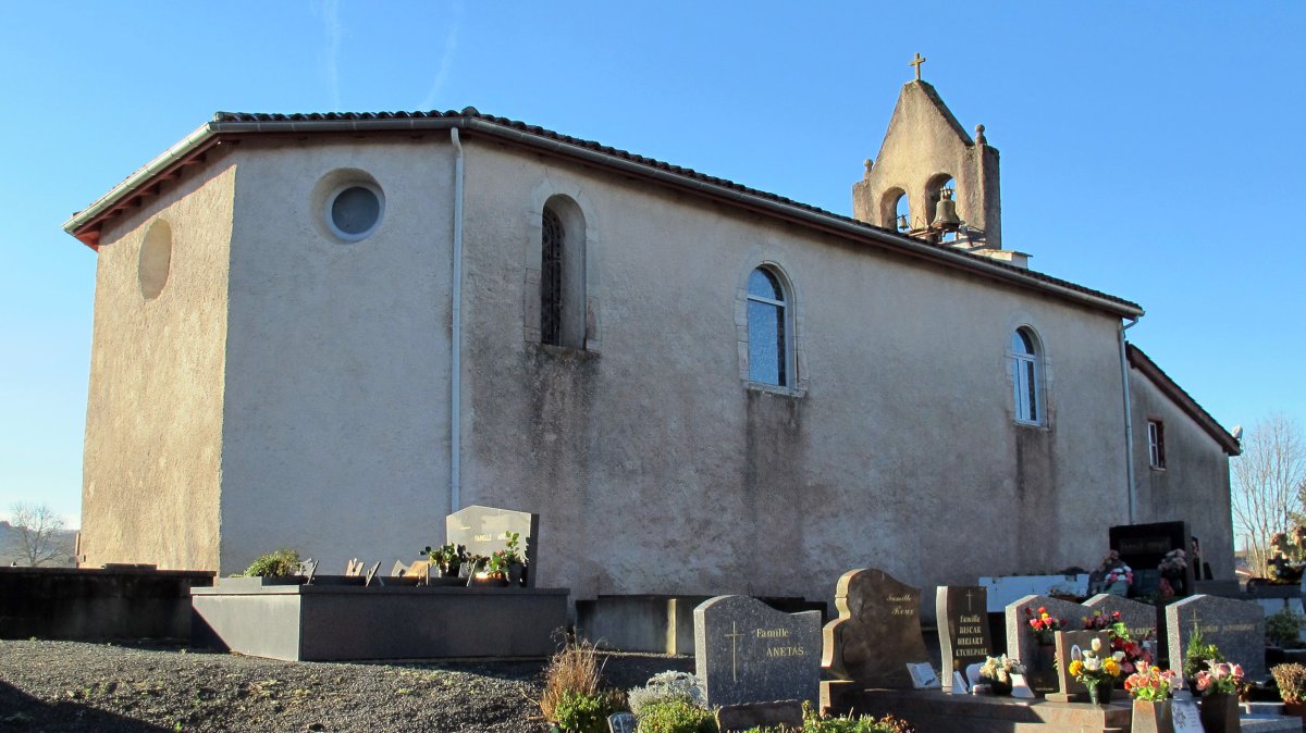 San Juan Bataiatzailea eliza Elizaberri auzoan, Mugerre