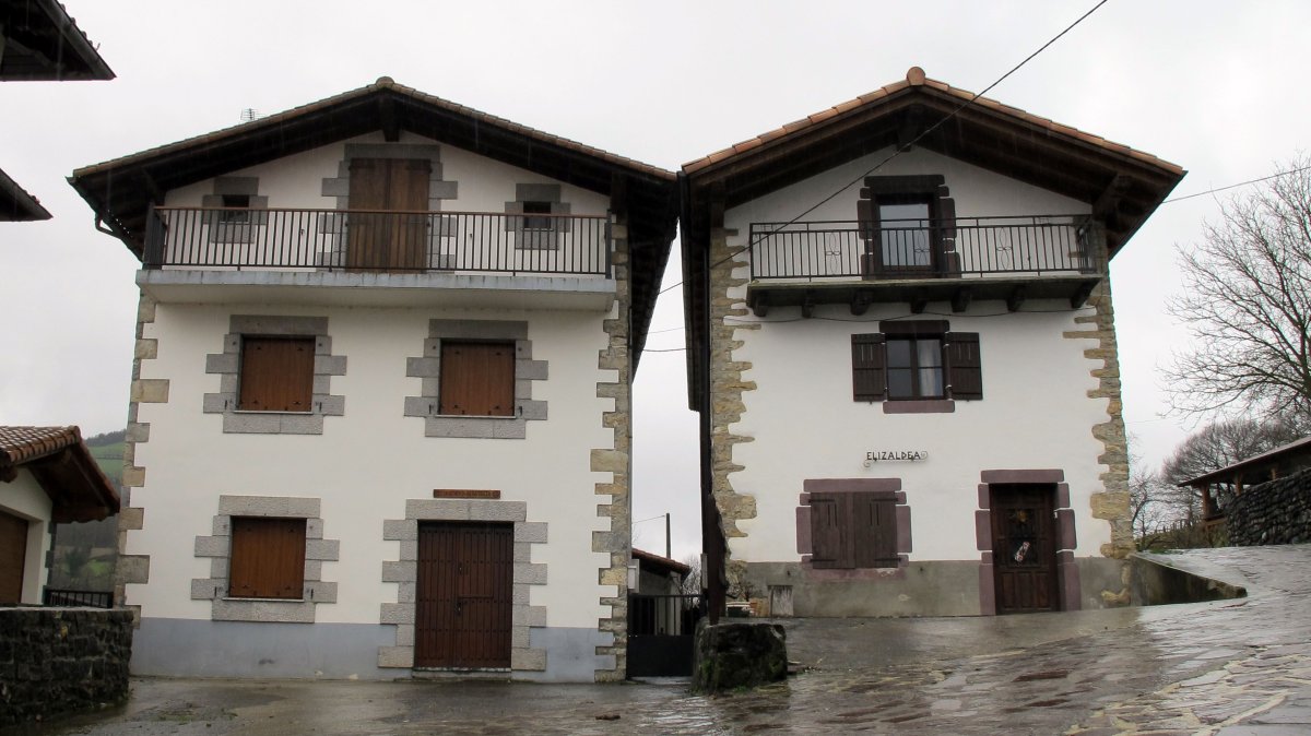 Elizaldea etxea, Oitz