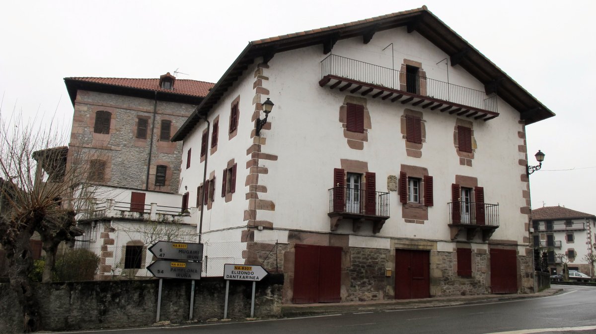 Indartea etxea, Irurita