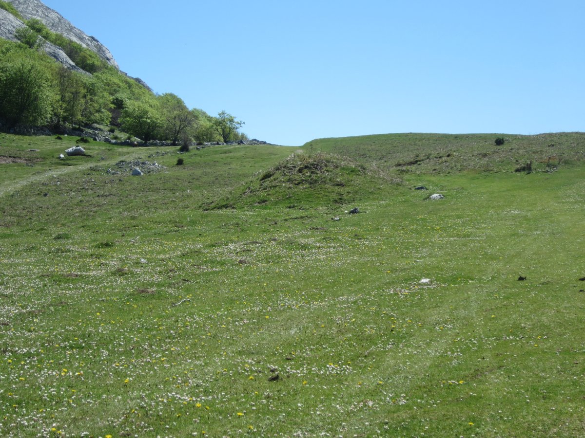 Túmulo Anbotopeko  (Mayo  2015)