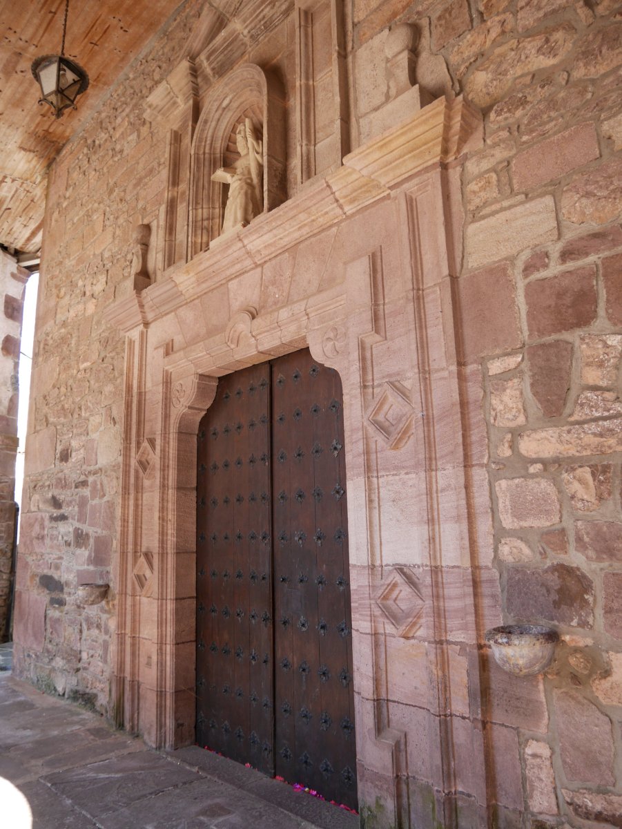 San Andres eliza, Azpilkueta