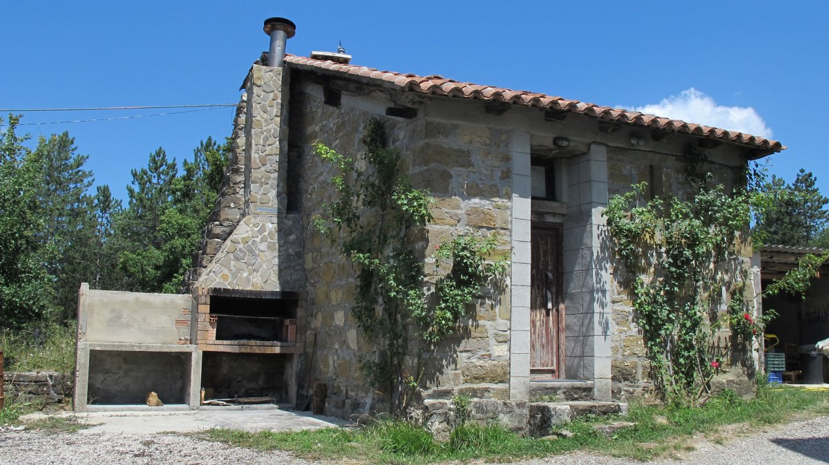 San Pedro elizatik geratzen den zatia, Larraingoa-Erroibar