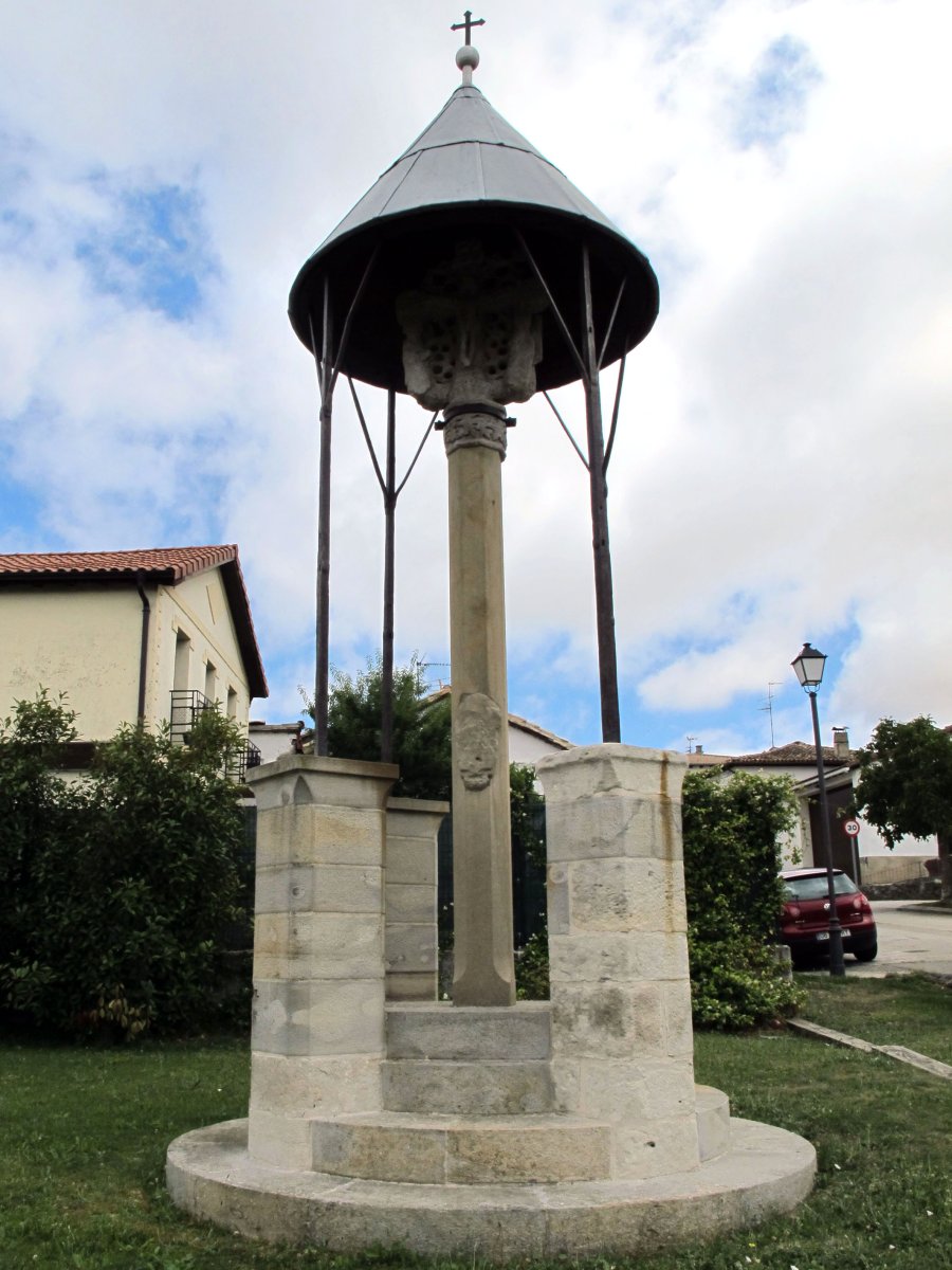 Trinitatea kruzeroa, Urrotz Hiribildua