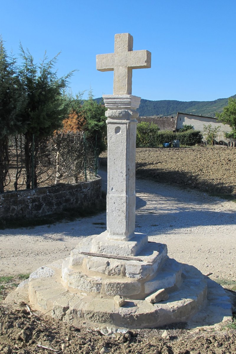 Gurutzea, Urotz-Lizoain