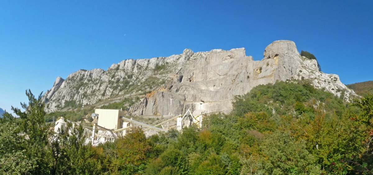 Eginoko haitzak eta Ziordiko harrobia