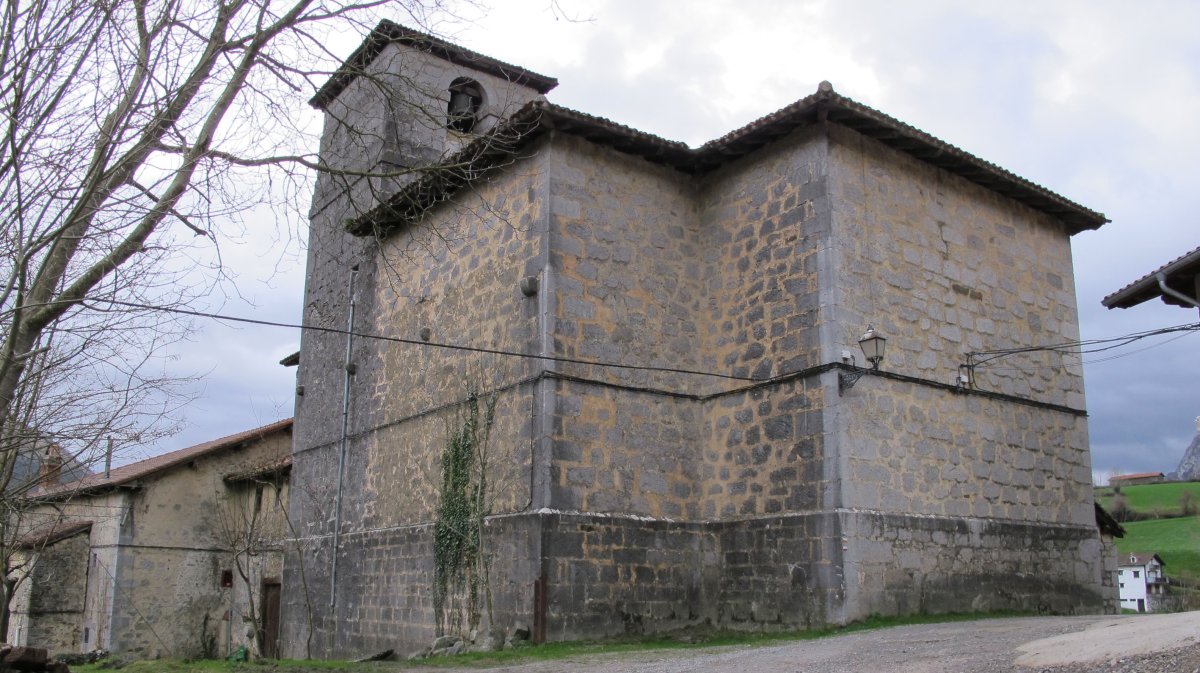 Asuncion eliza, Uztegi-Araitz