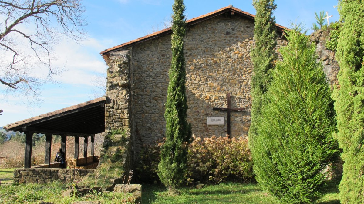 Santiago ermita, Galdames