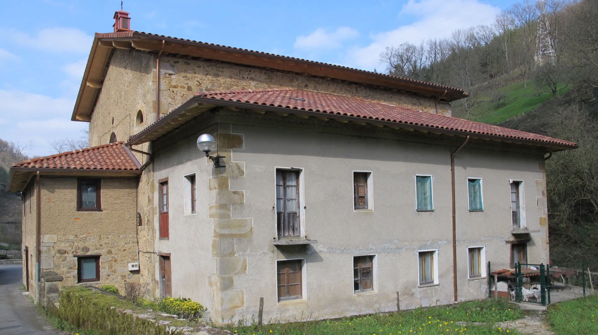 Santa Engrazia eliza, Urtsuaran-Idiazabal