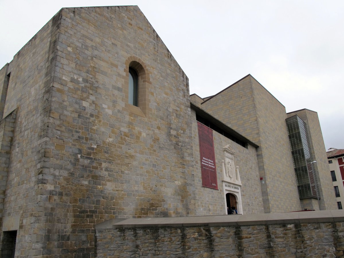 Errege Jauregia, Iruñea