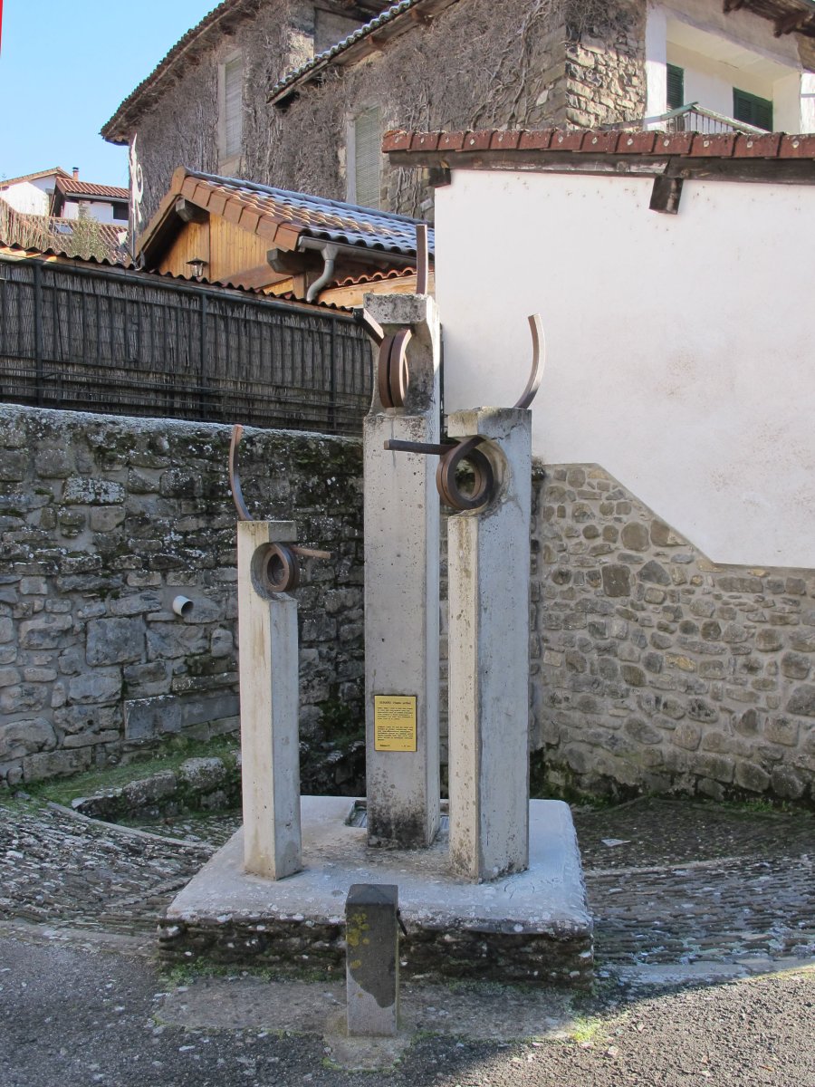 Goraño oroigarria, Bidankoze