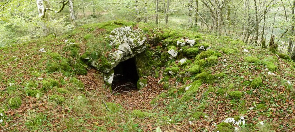 Zineko gurutzeko trikuharria 