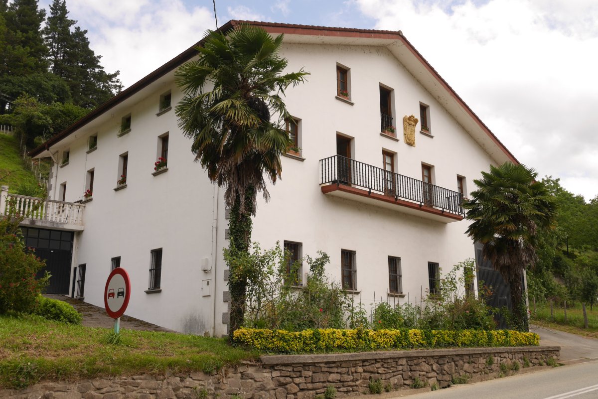 Tellerizar etxea, Berrobi