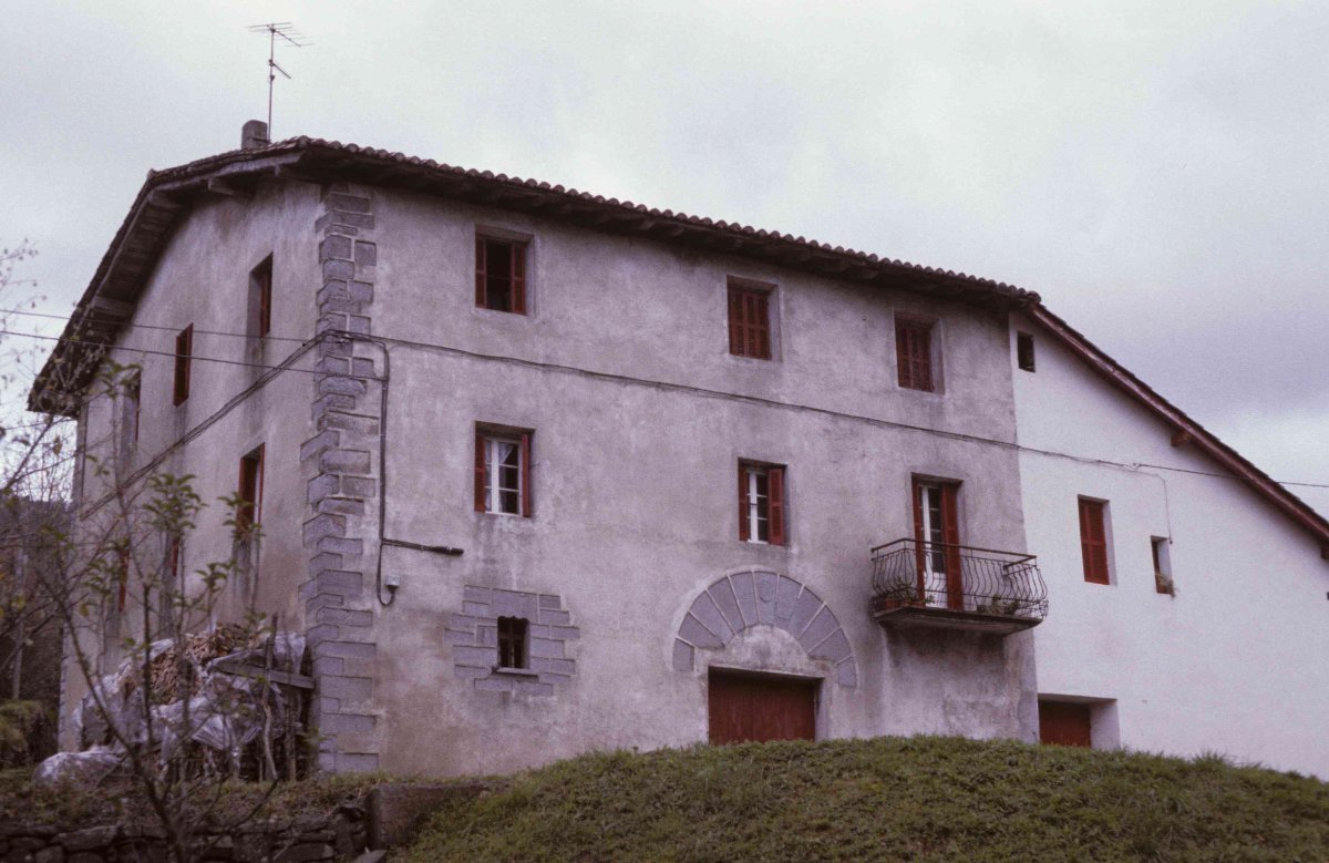 Txapitale etxea, Elduain