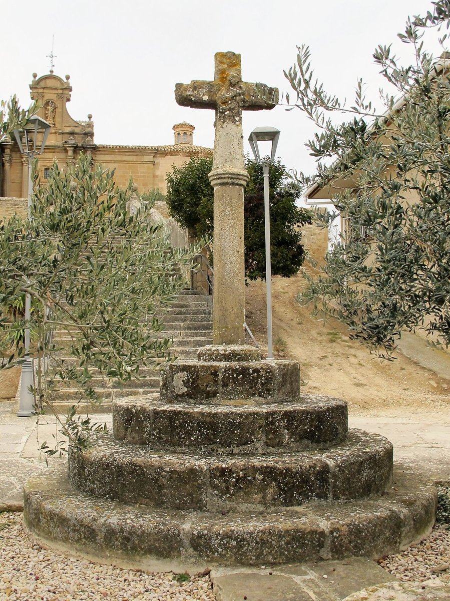 Virgen de Mendia kruzeroa, Arroitz