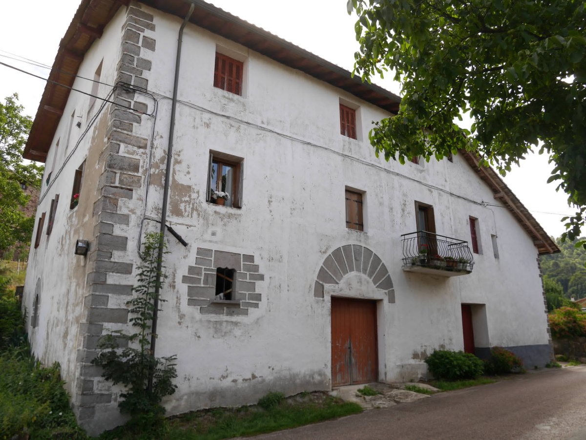 Txapitela etxea, Elduain