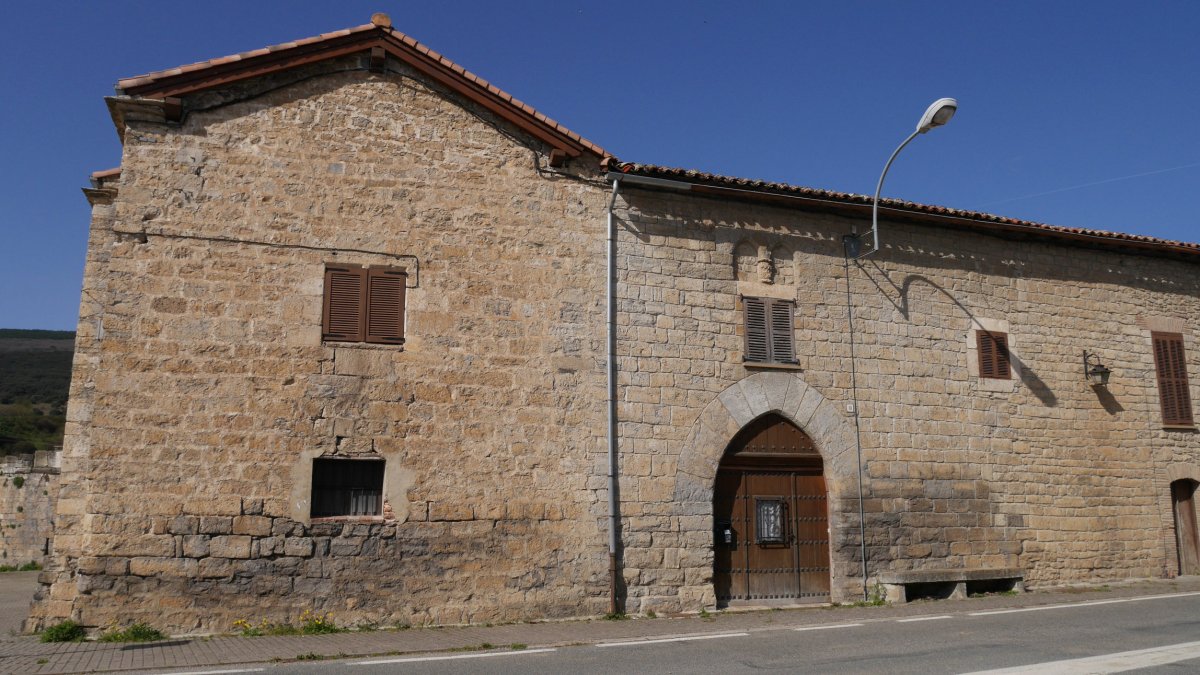 Asiain jauregia, Aisiain