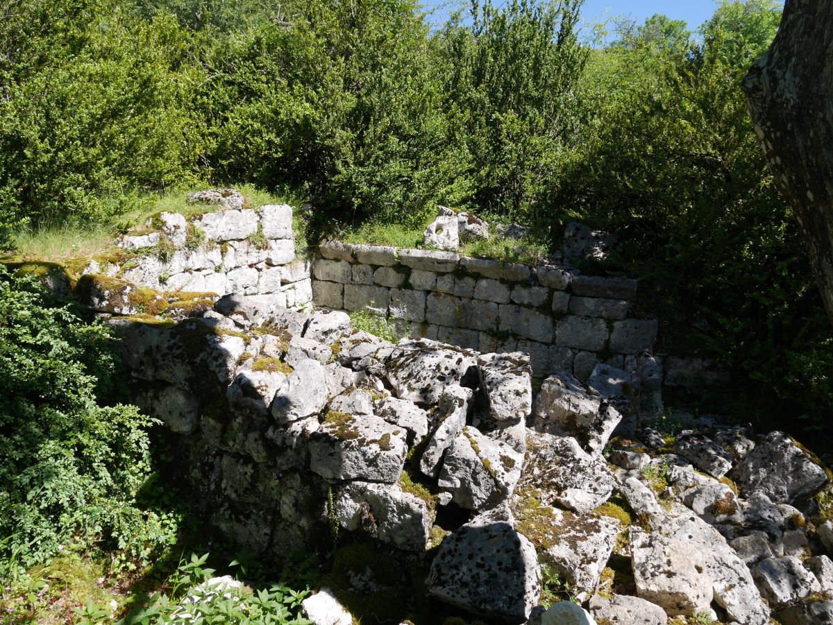 Madalen ermitaren hondakinak