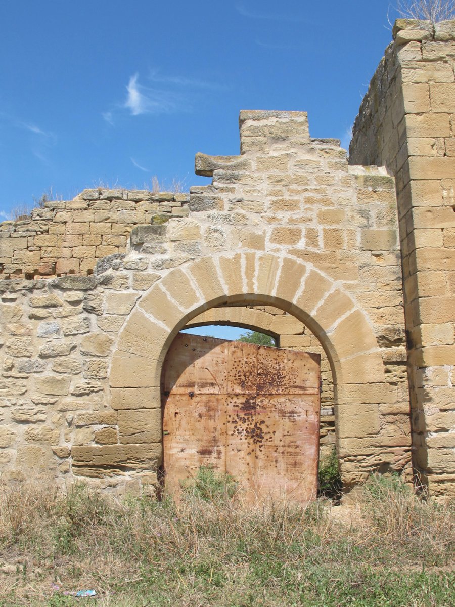 Trinidad de Cuevas ermita, Viana
