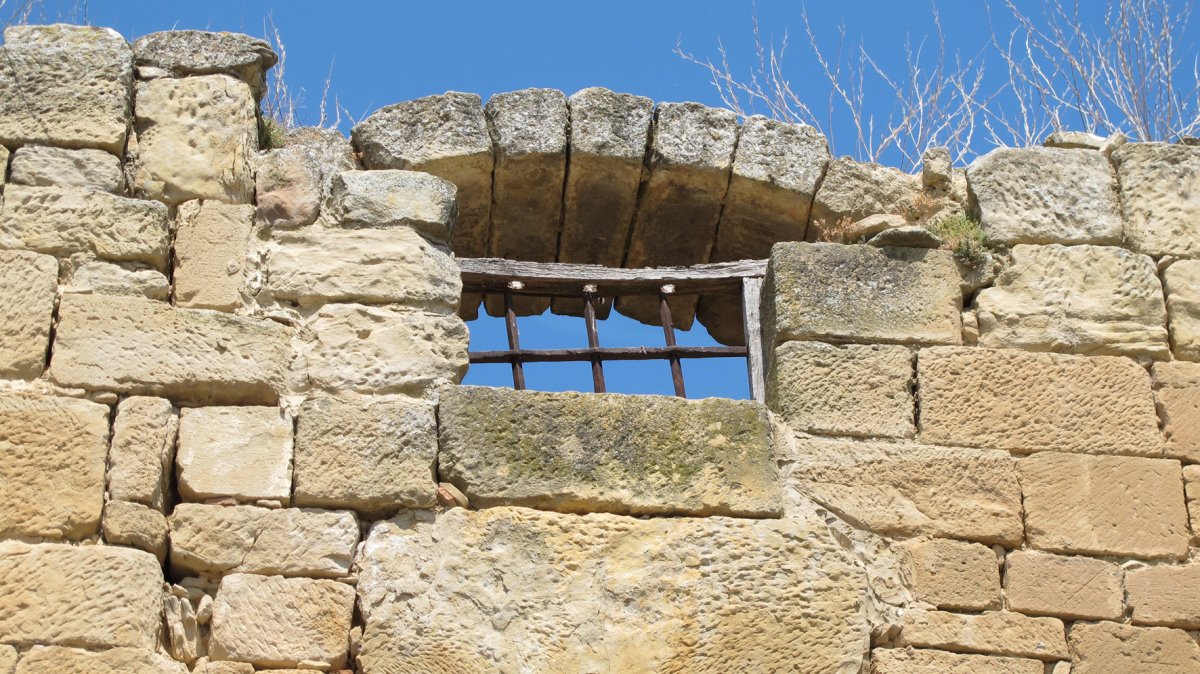 Trinidad de Cuevas ermita, Viana
