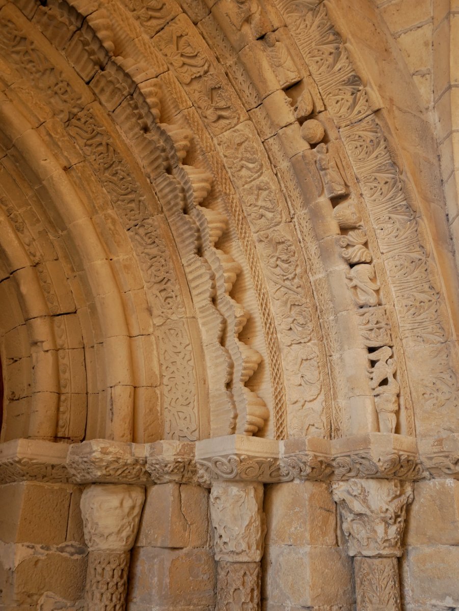 Gurutzearen eliza, Gares