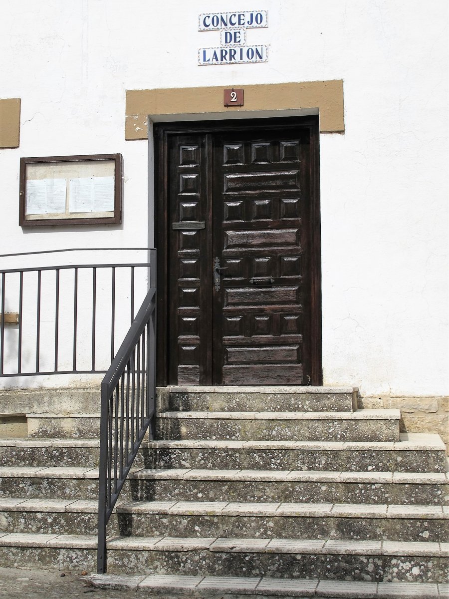 Kontzejua, Larrion-Allin