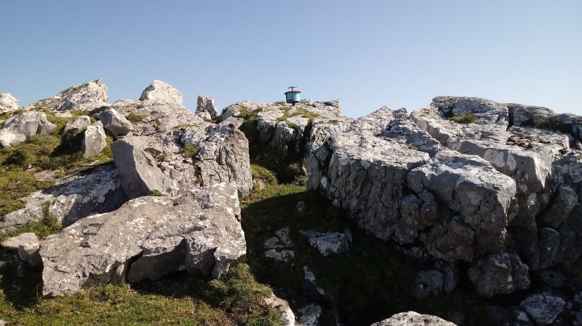 Beoin (1347m) tontorra eta postontzia