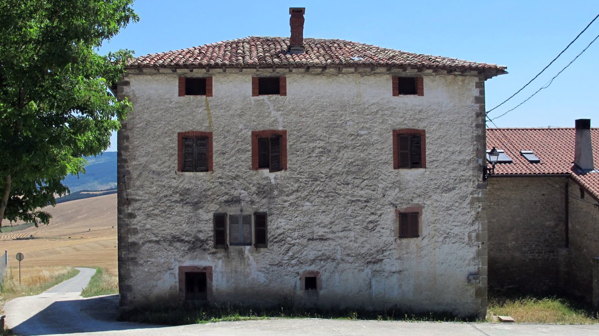 Etxea, Garrues-Ezkabarte