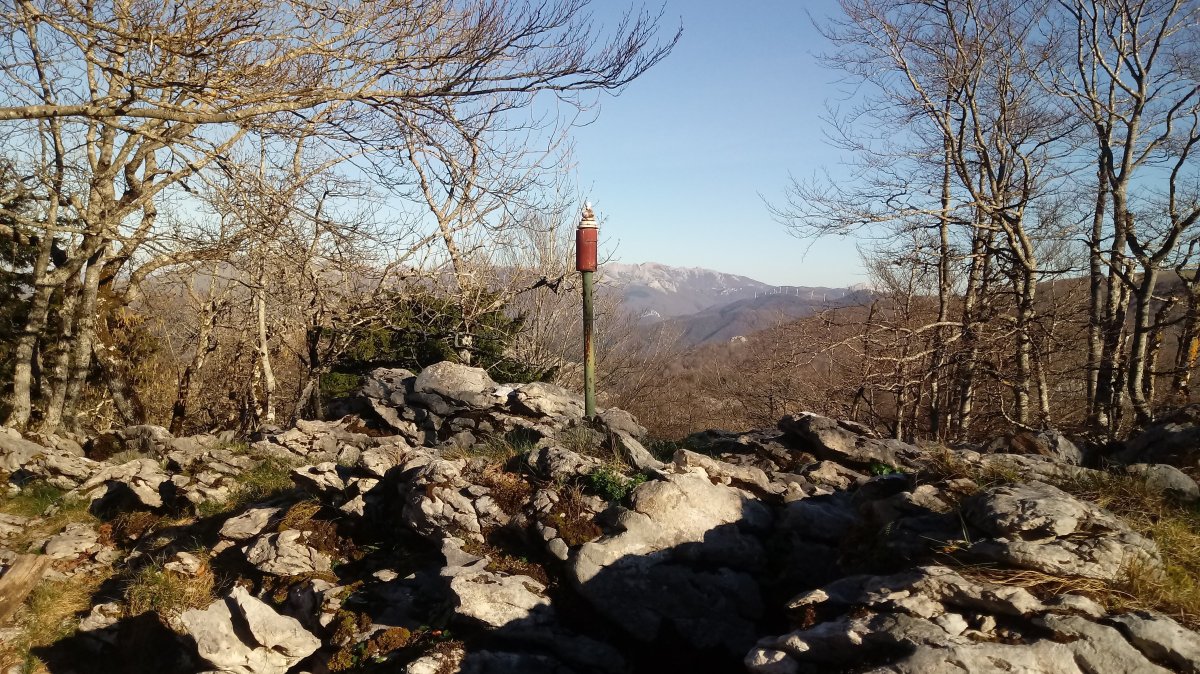 Atain (1087m) tontorra